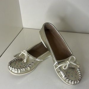 ✨ 3/$24✨Gold Leather Moccasins Jeweled 7.5